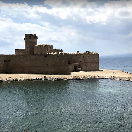 San Rocco Two Bed San Rocco 5b2 2 *