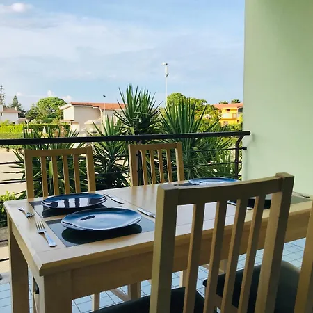 San Rocco Two Bed San Rocco 5b2 2 Appartement *